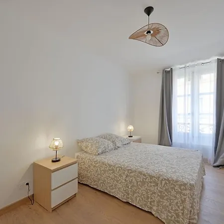 Maison Carry - Clim - Wi-fi - Terrasse Holiday home Avignon