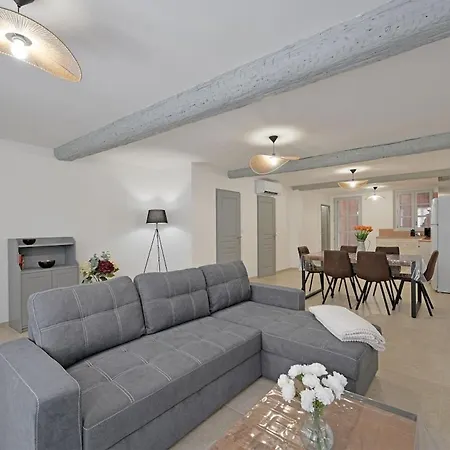 Maison Carry - Clim - Wi-fi - Terrasse Holiday home
